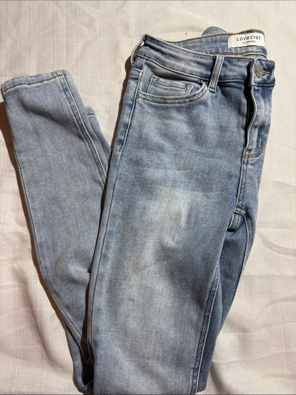 Vervet- Light Wash Women’s Jeans - Light Blue
